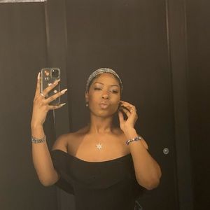 Meet your Posher, Nikki